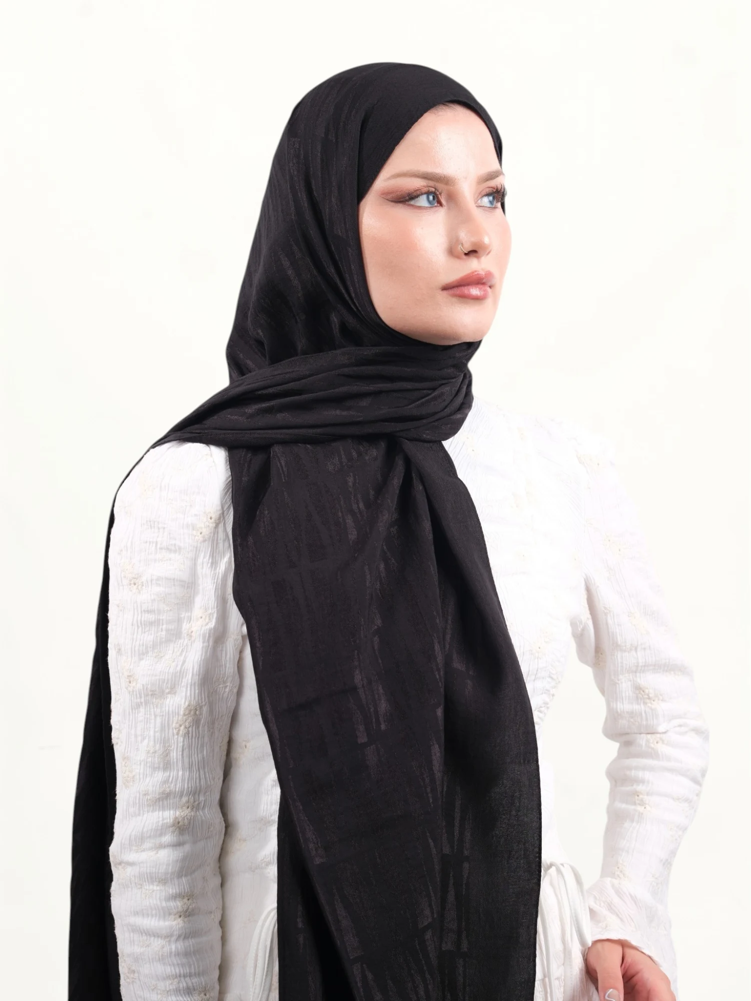 Armine Lyocell Şal Siyah-02