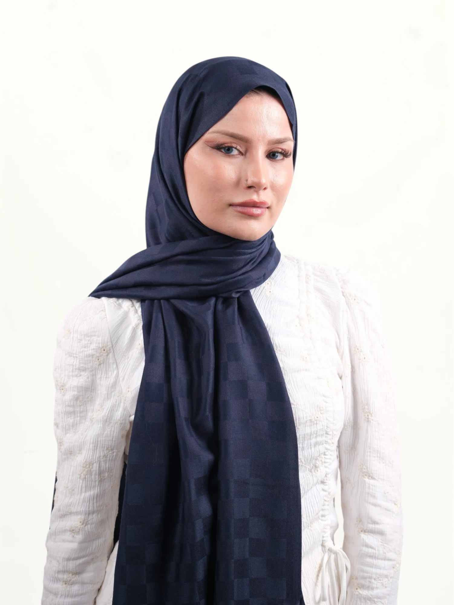 Armine Viskon Şal Lacivert