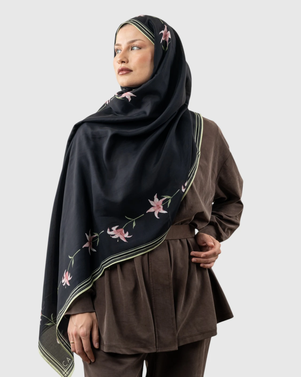 Carell Monogram Floş Şal Siyah