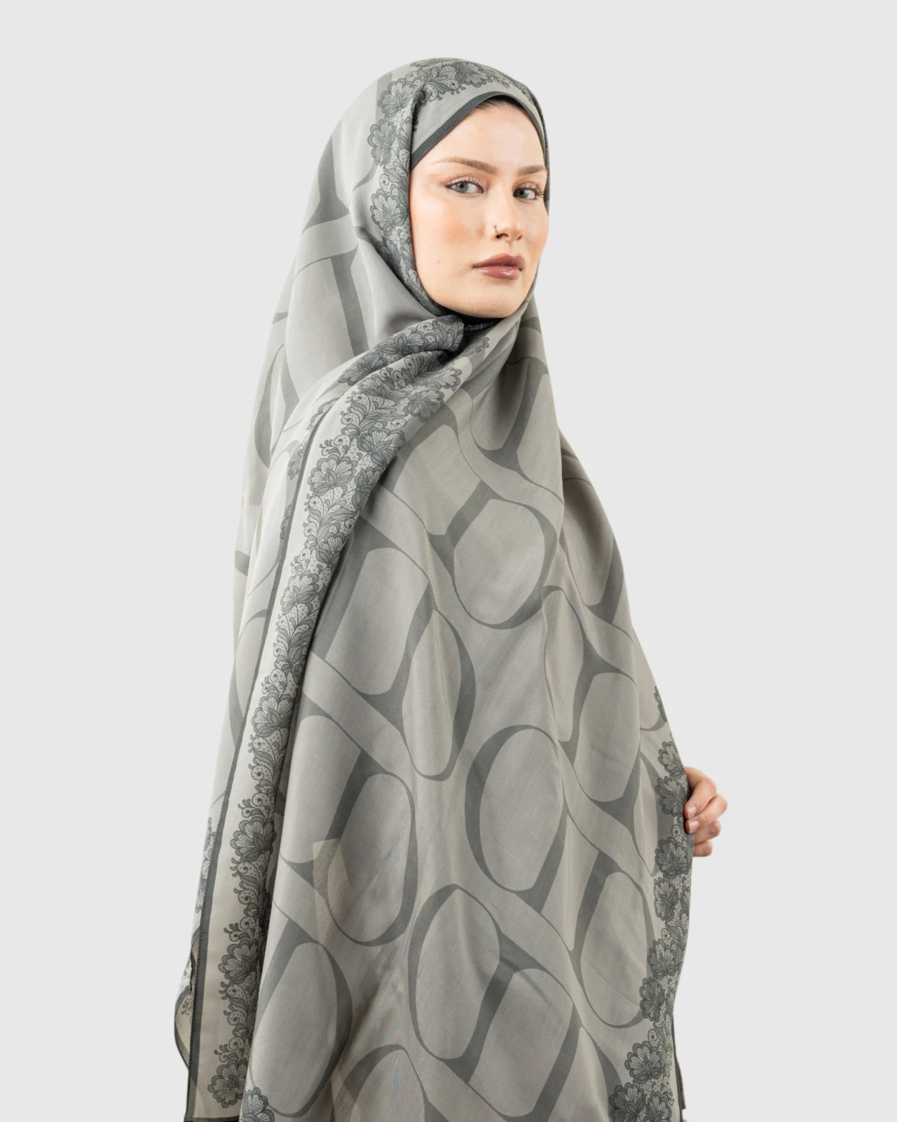 Monogram Floş Şal Acı Gri