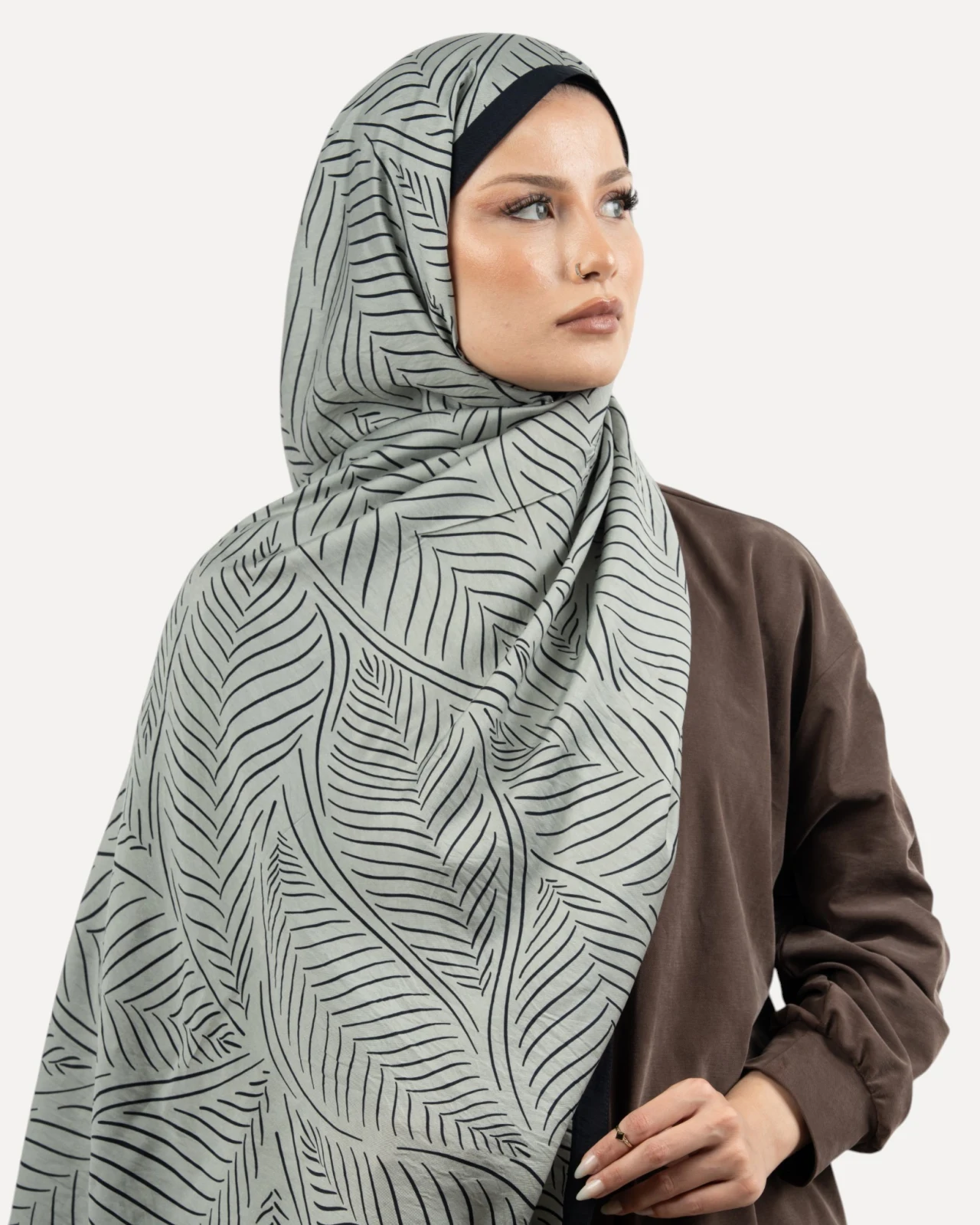 Sisley Verona L Şal Gri Siyah 02