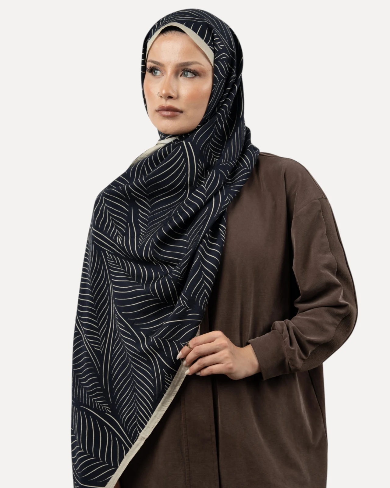 Sisley Verona Şal Siyah-02