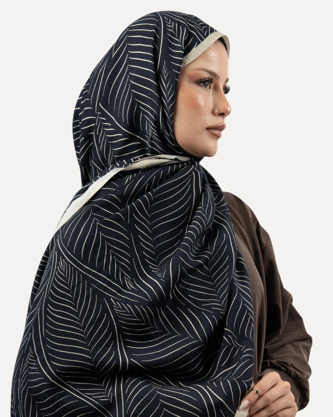 Sisley Verona Şal Siyah-02