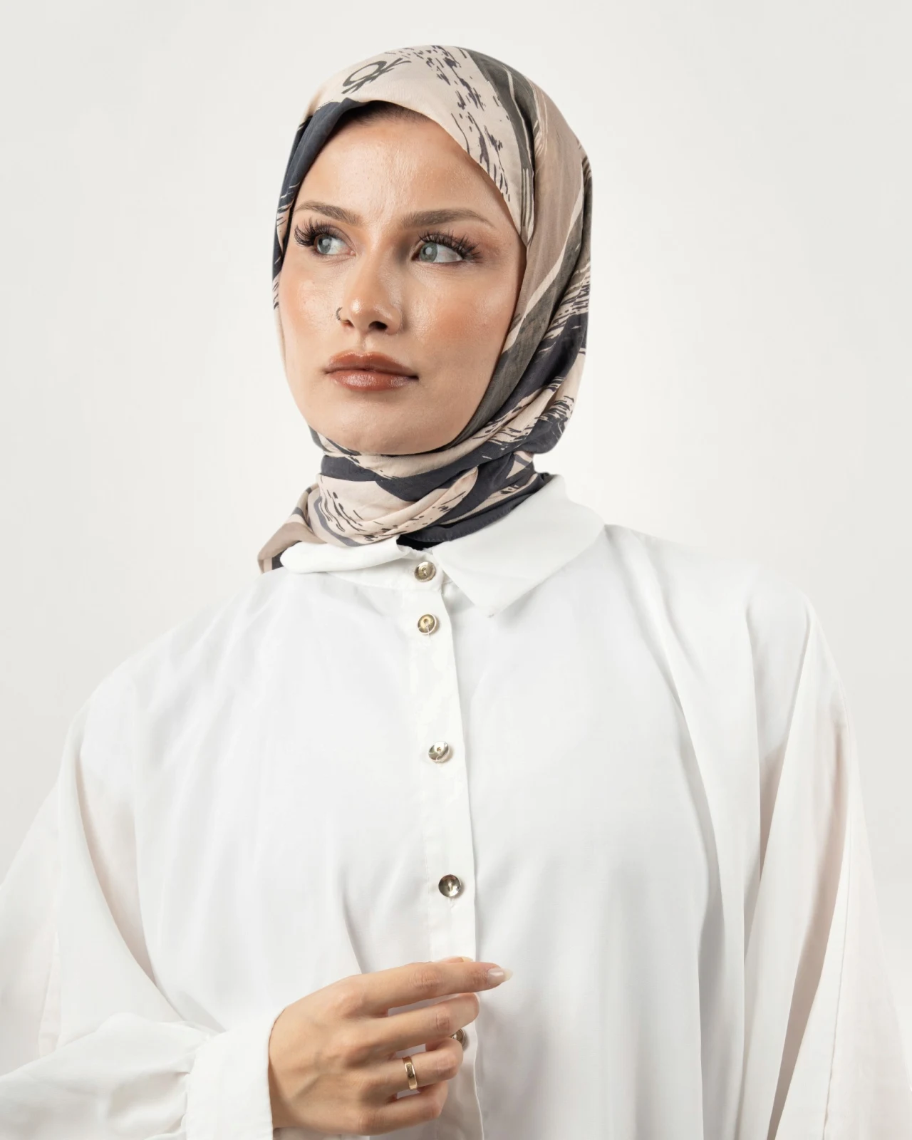 Benetton Siena Eşarp Füme