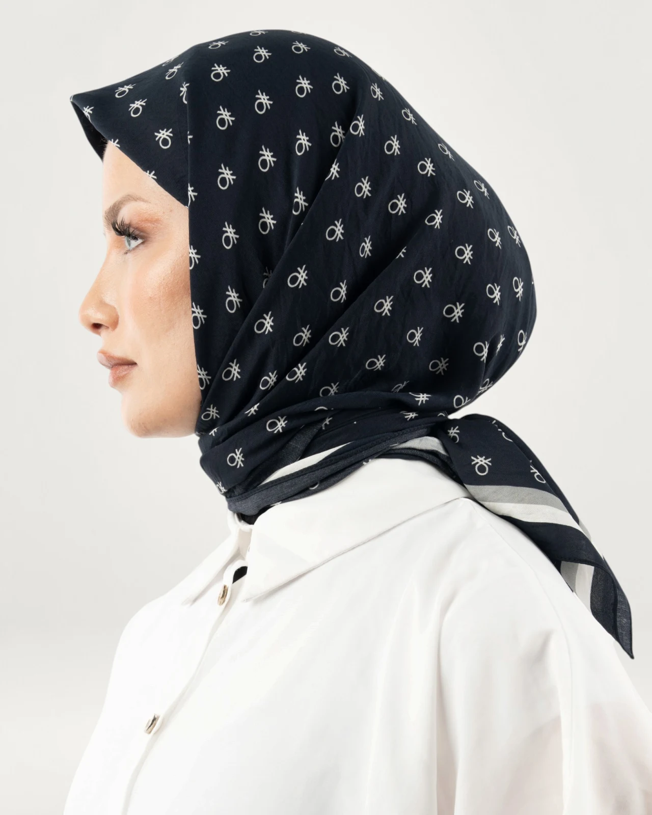 Benetton Siena Eşarp Byz-Siyah