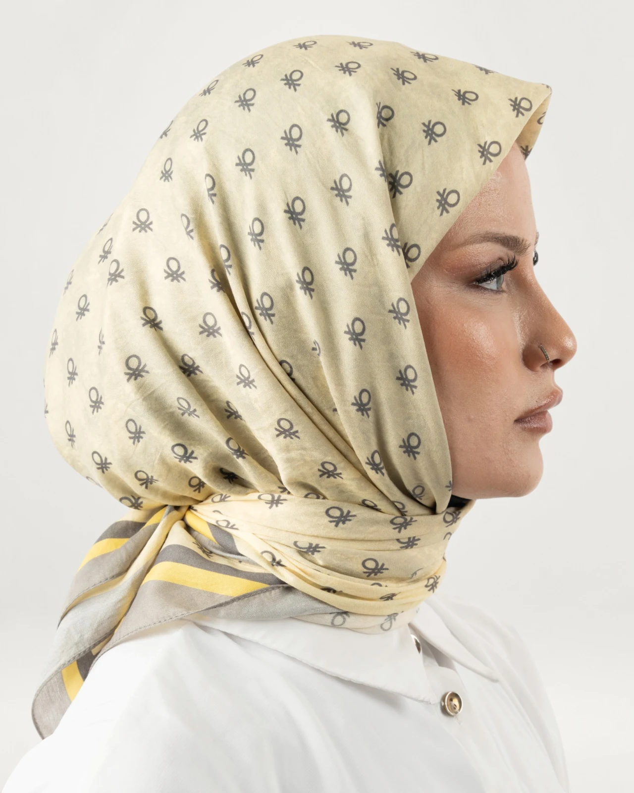 Benetton Siena Eşarp Gri-Sarı-01