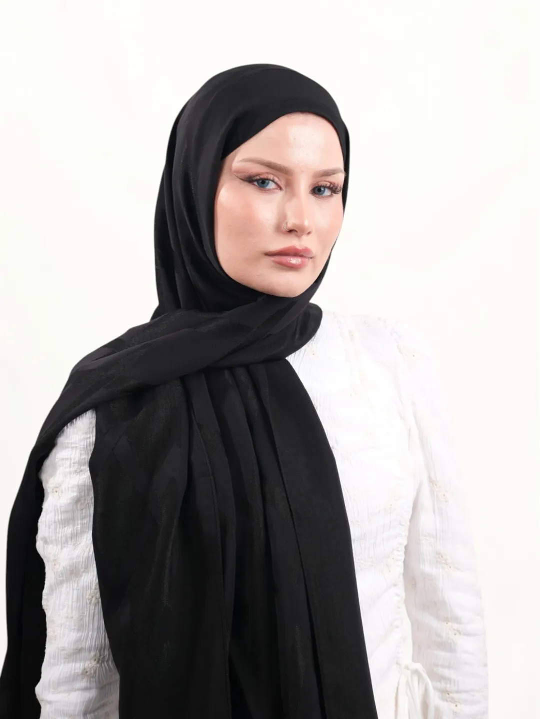 Armine Lyocell Şal Siyah-03