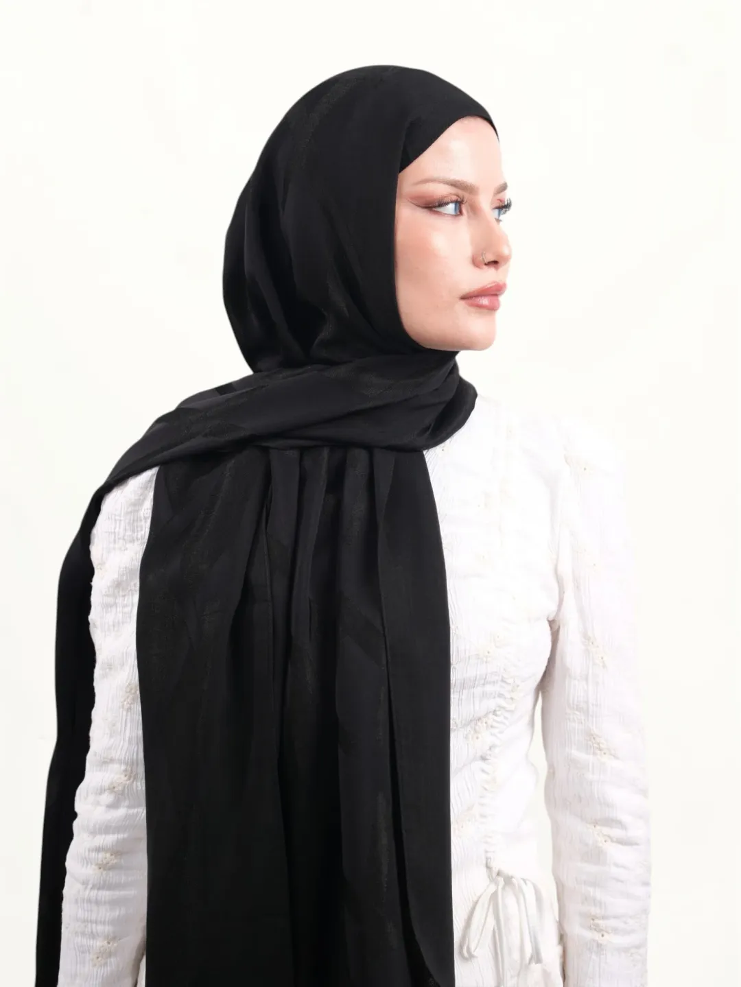 Armine Lyocell Şal Siyah-03