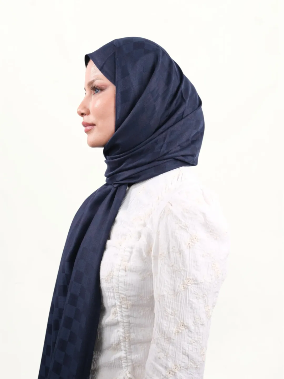 Armine Viskon Şal Lacivert