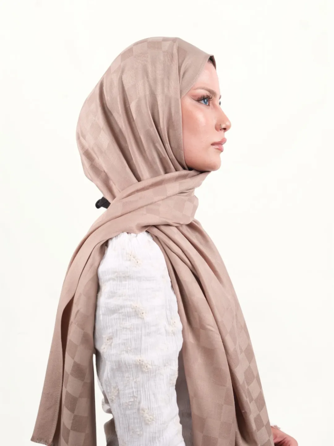 Armine Viskon Şal Latte-01