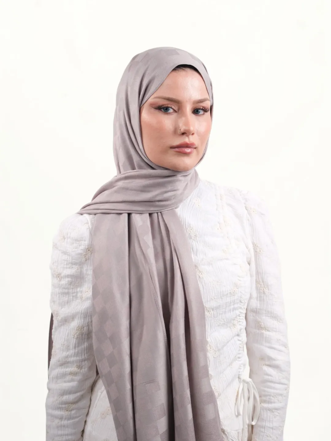 Armine Viskon Şal Gümüş Gri