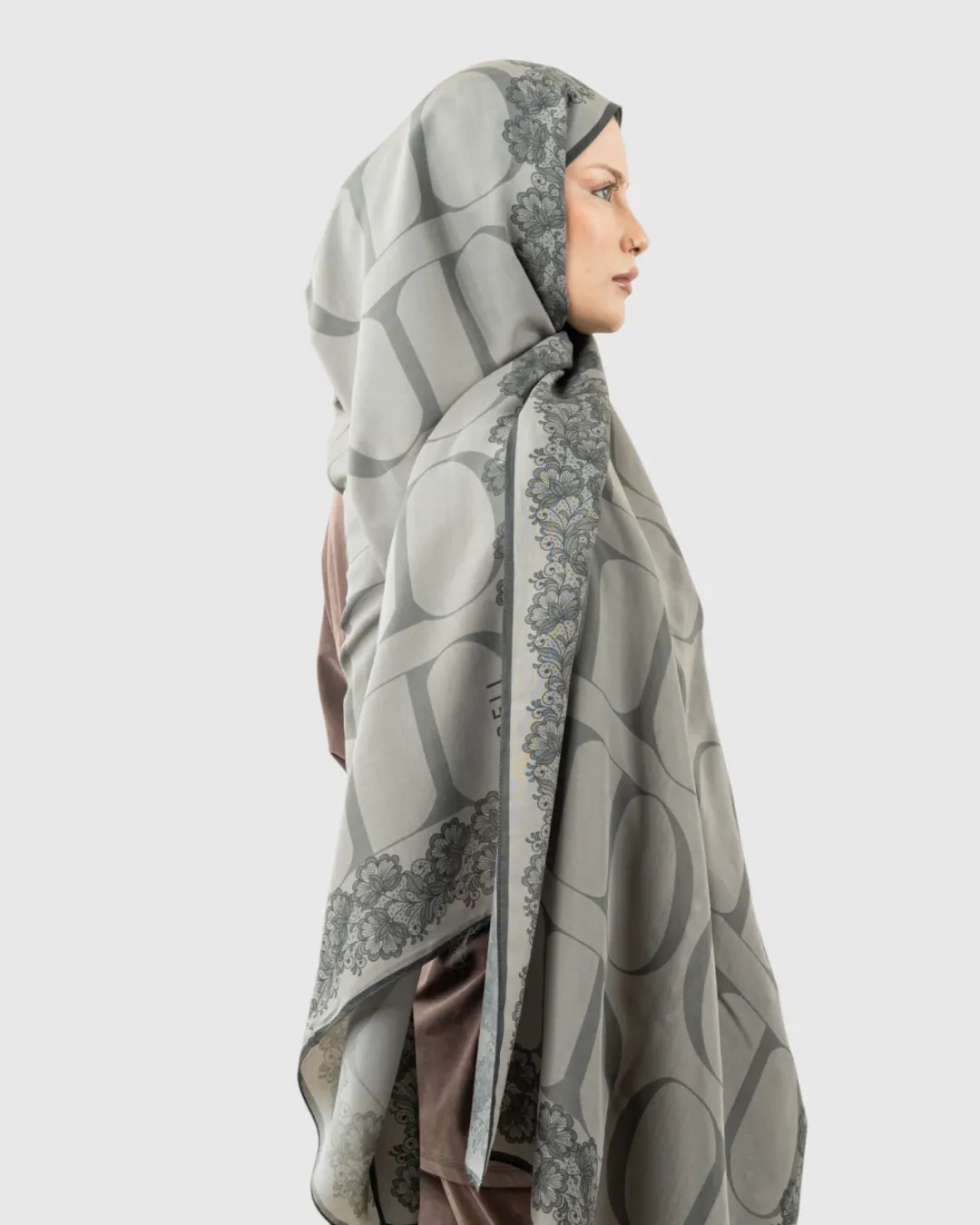 Monogram Floş Şal Acı Gri