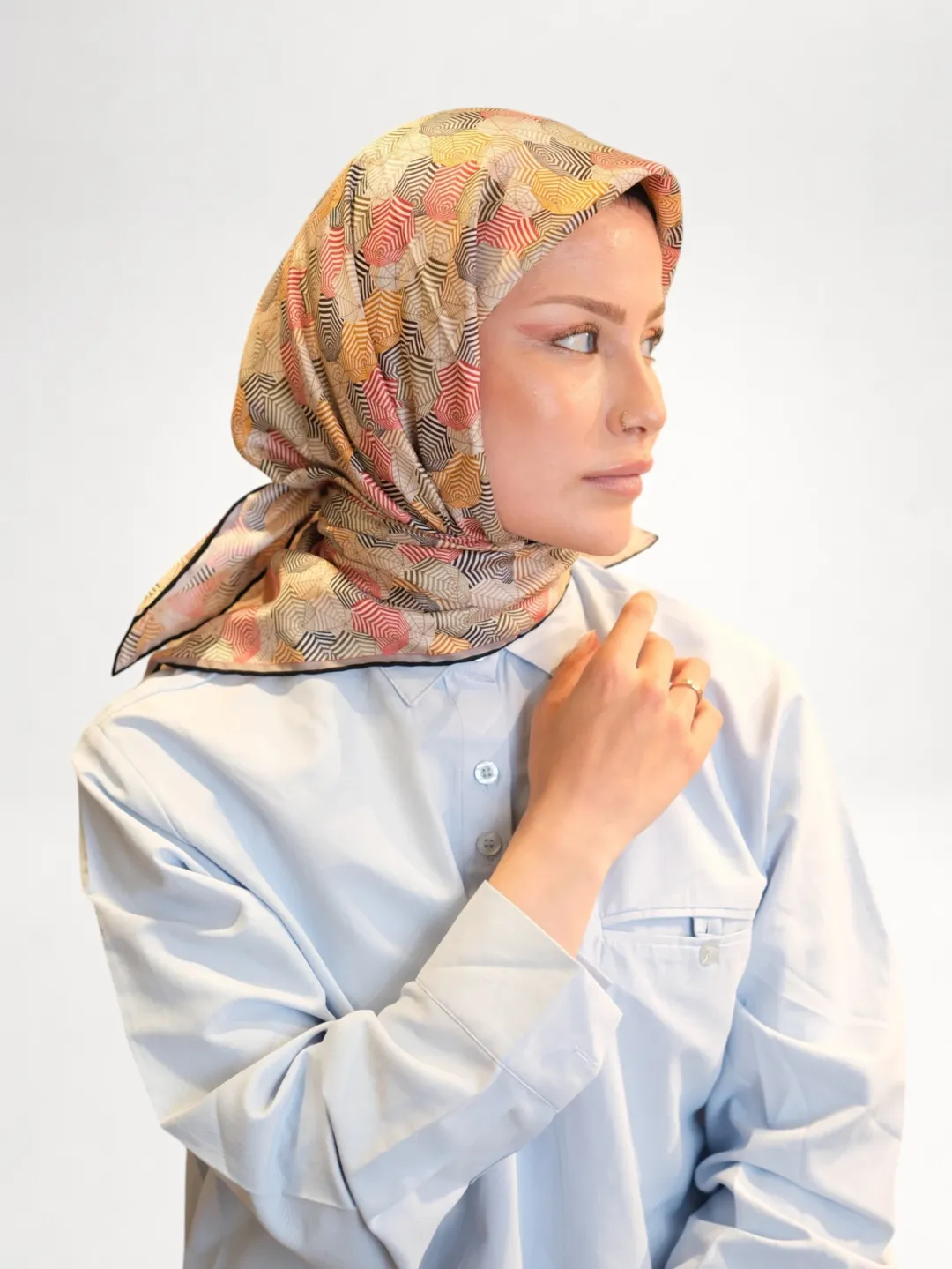 Belli Saf Twill İpek Eşarp Gold