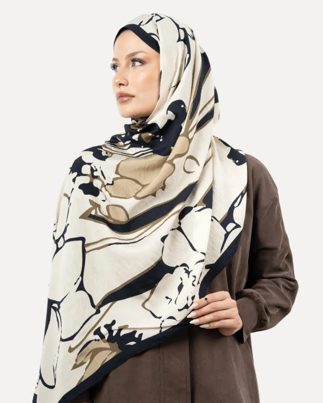 Sisley Verona Şal Bej Siyah