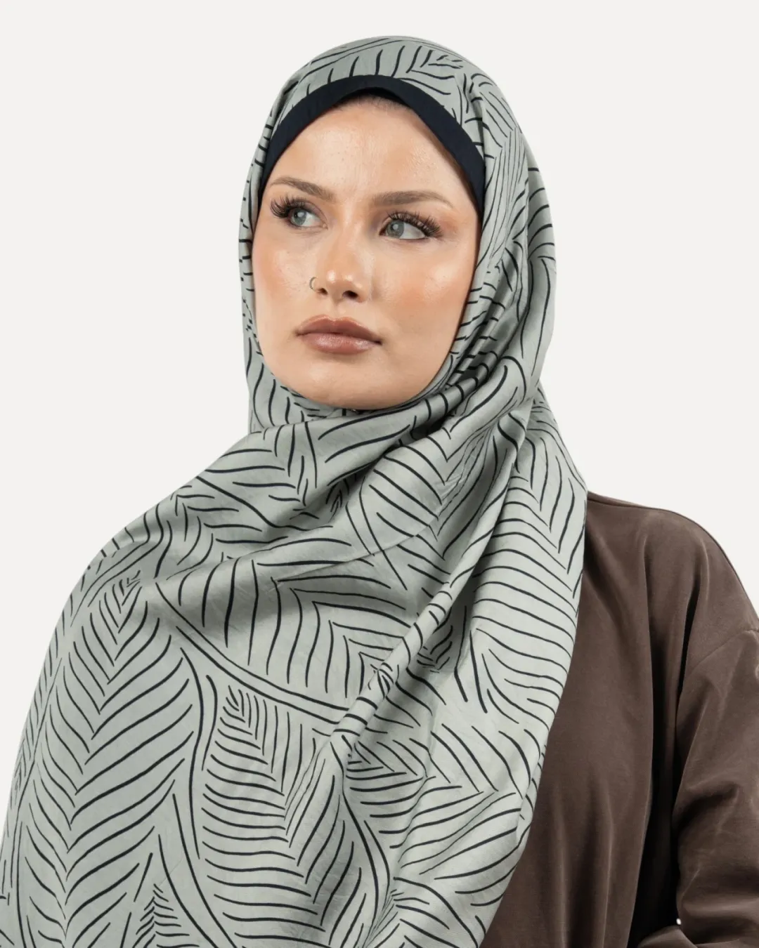 Sisley Verona L Şal Gri Siyah 02