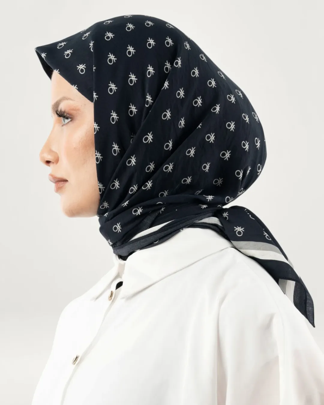 Benetton Siena Eşarp Byz-Siyah