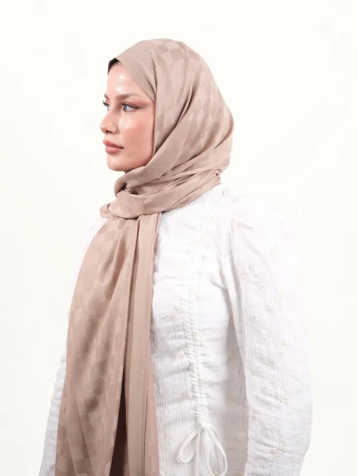 Armine Viskon Şal Latte-01