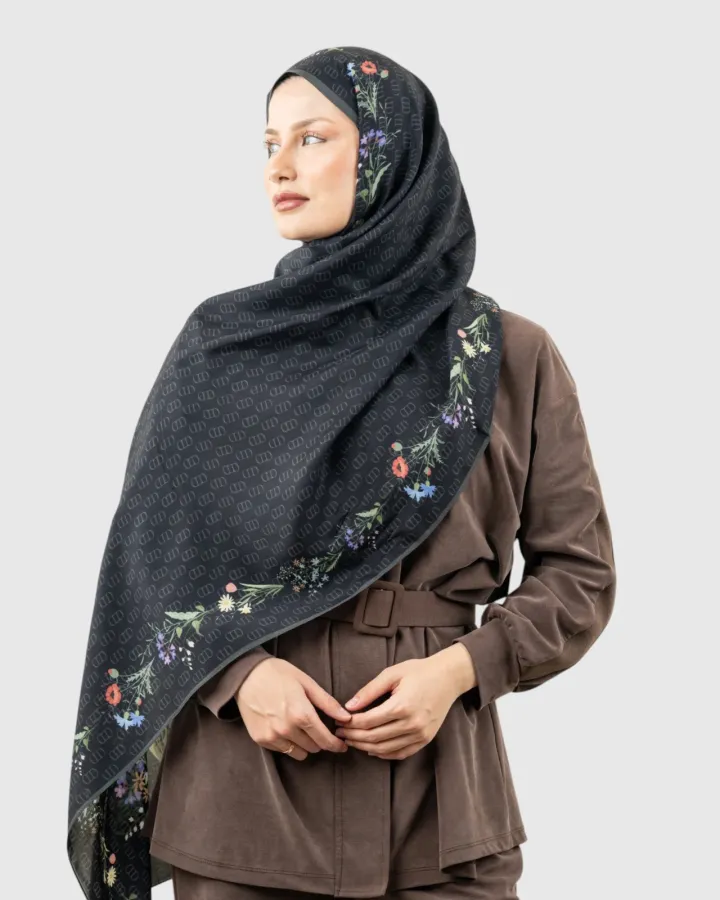 Carell Monogram Floş Şal Siyah Buket