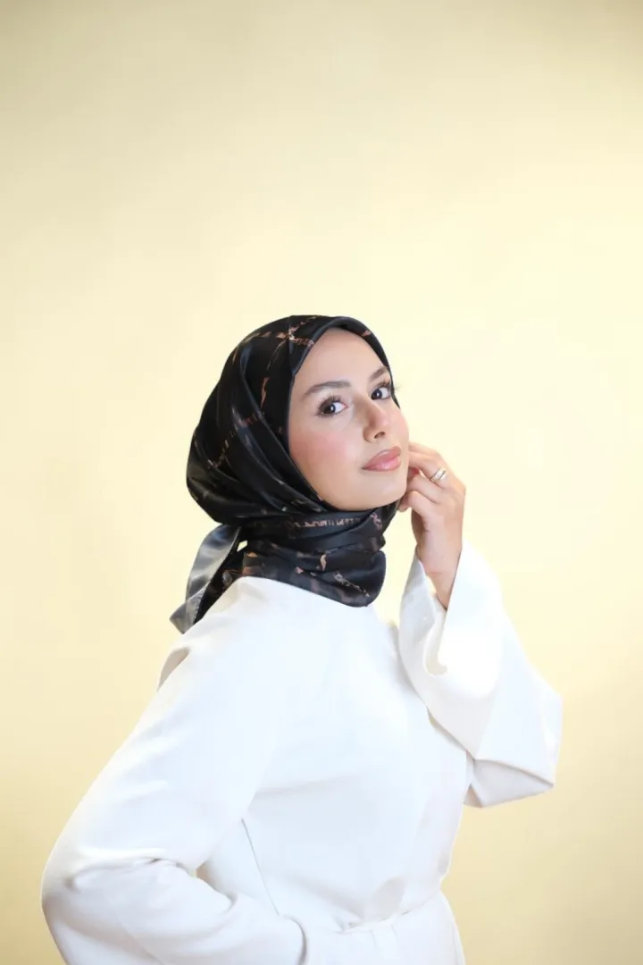 La Boutique Özel Seri Eşarp