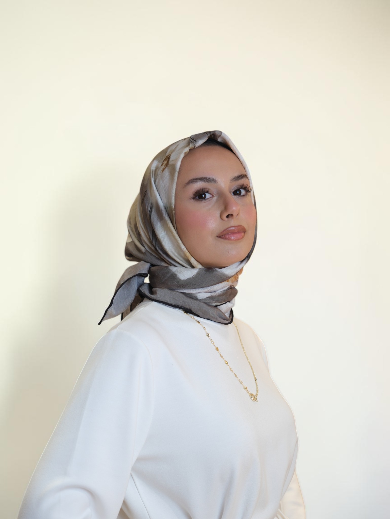 La Boutique Güz Serisi Bitkisel Eşarp 1526 - Görsel 3