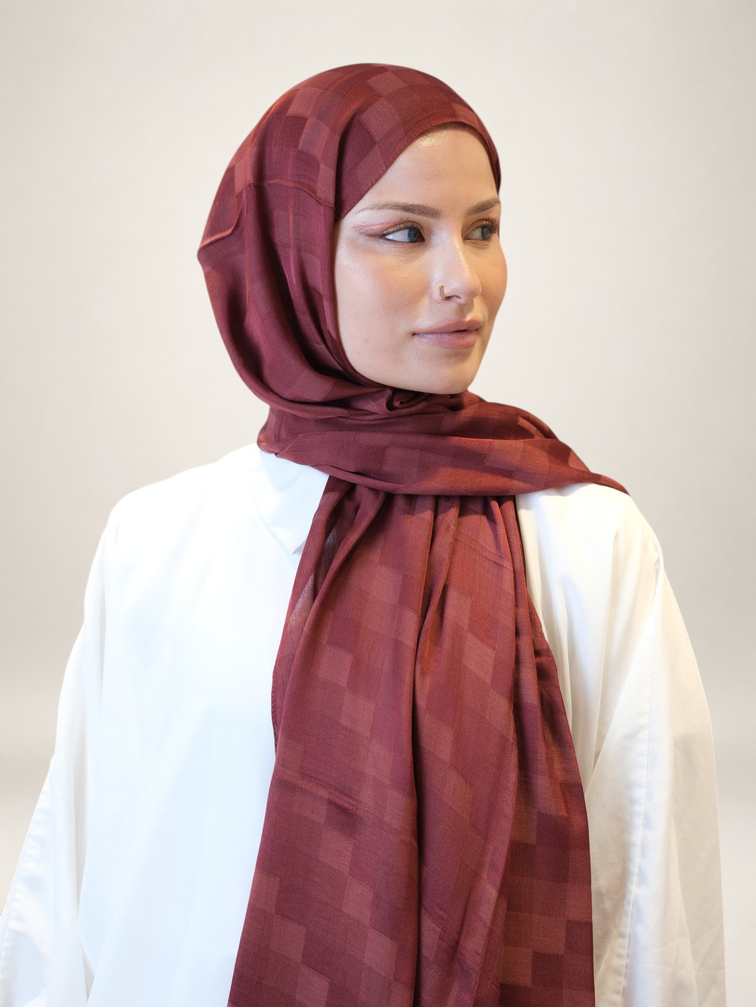 Fresh Scarfs Nori İpeksi Jakar Şal Kiraz - Görsel 3