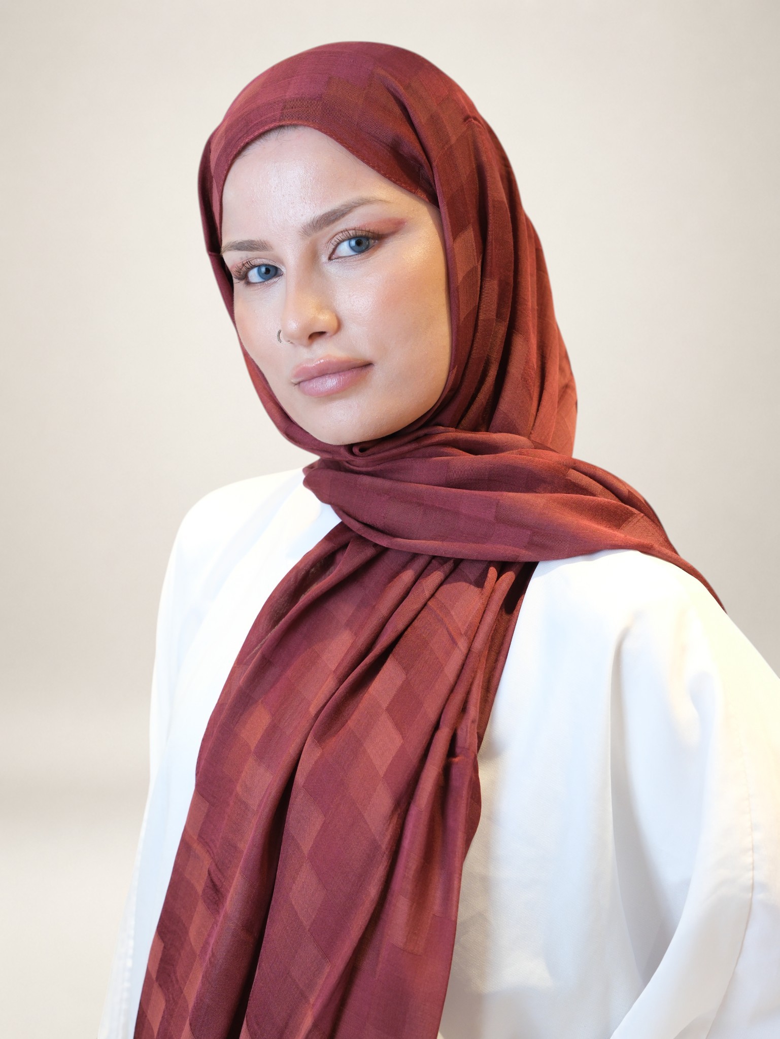 Fresh Scarfs Nori İpeksi Jakar Şal Kiraz - Görsel 4