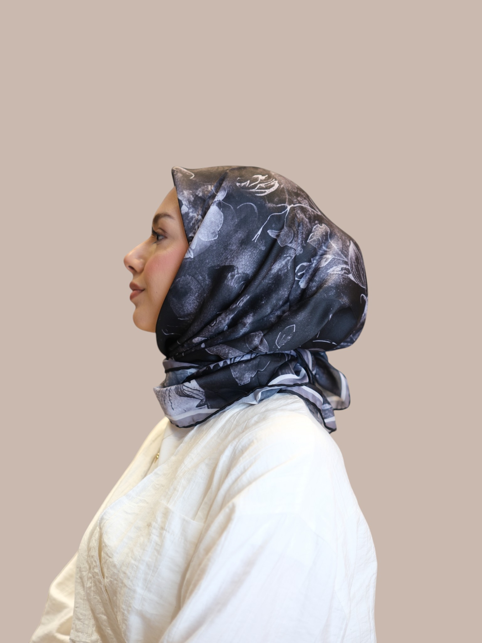 Shawl Secret Loi Silk 1863 - Görsel 4