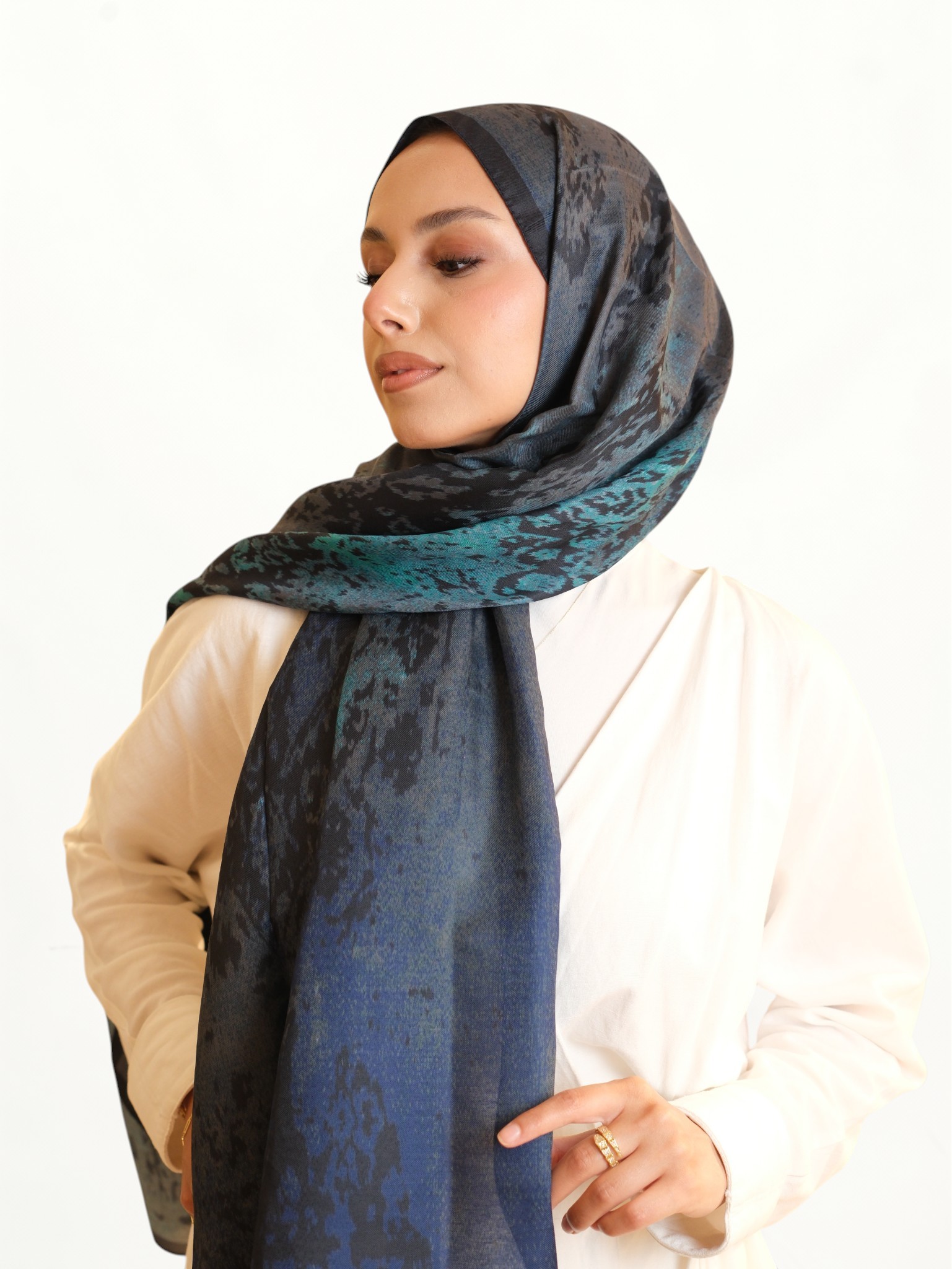 La Boutique Özel Seri Şal 10807 - Görsel 4