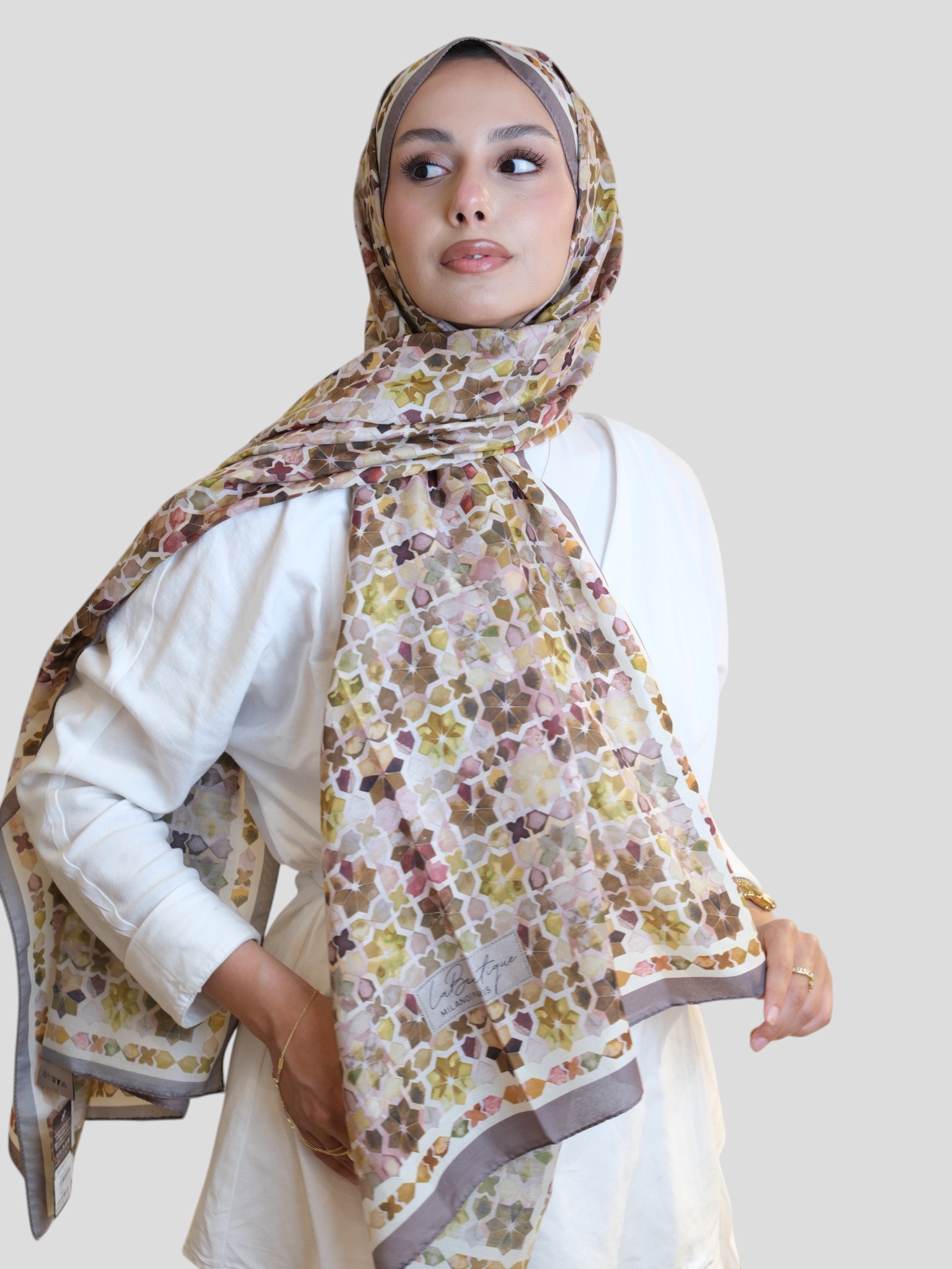 La Boutique Özel Seri Şal 81350 - Görsel 4