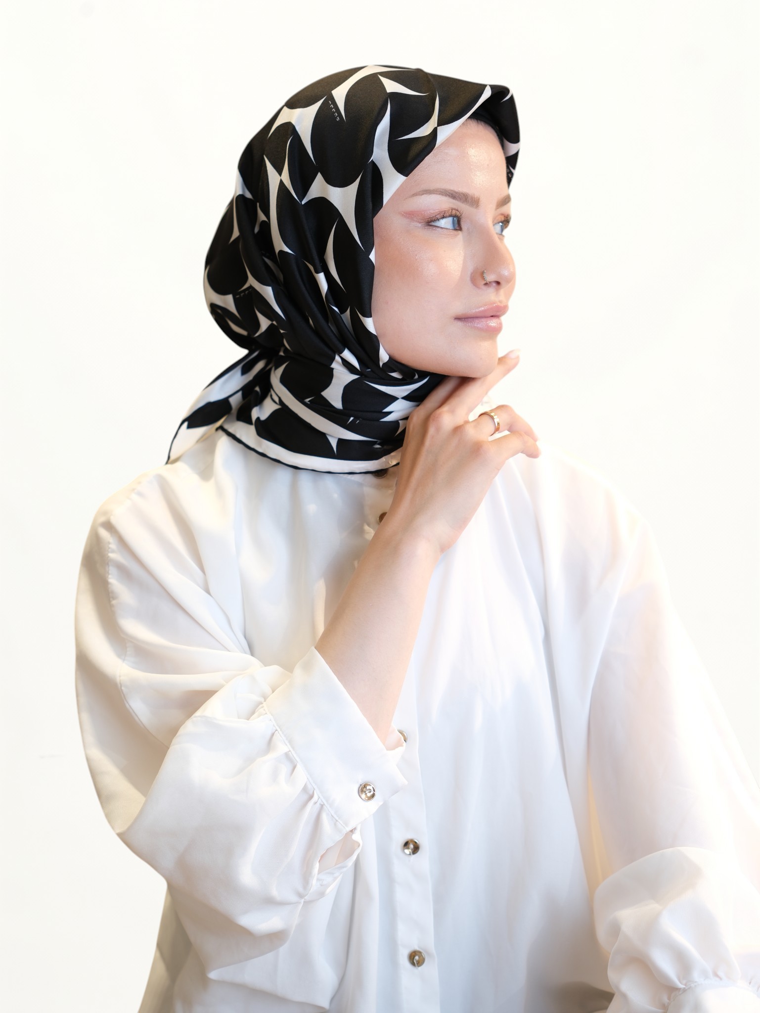 Belli Saf Twill İpek Eşarp 412363 - Görsel 3