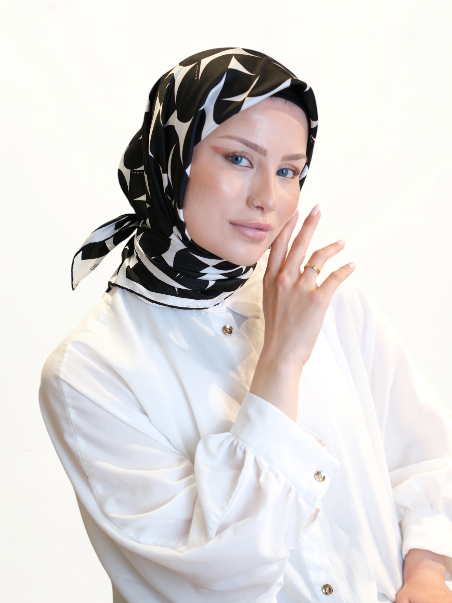 Belli Saf Twill İpek Eşarp 412363