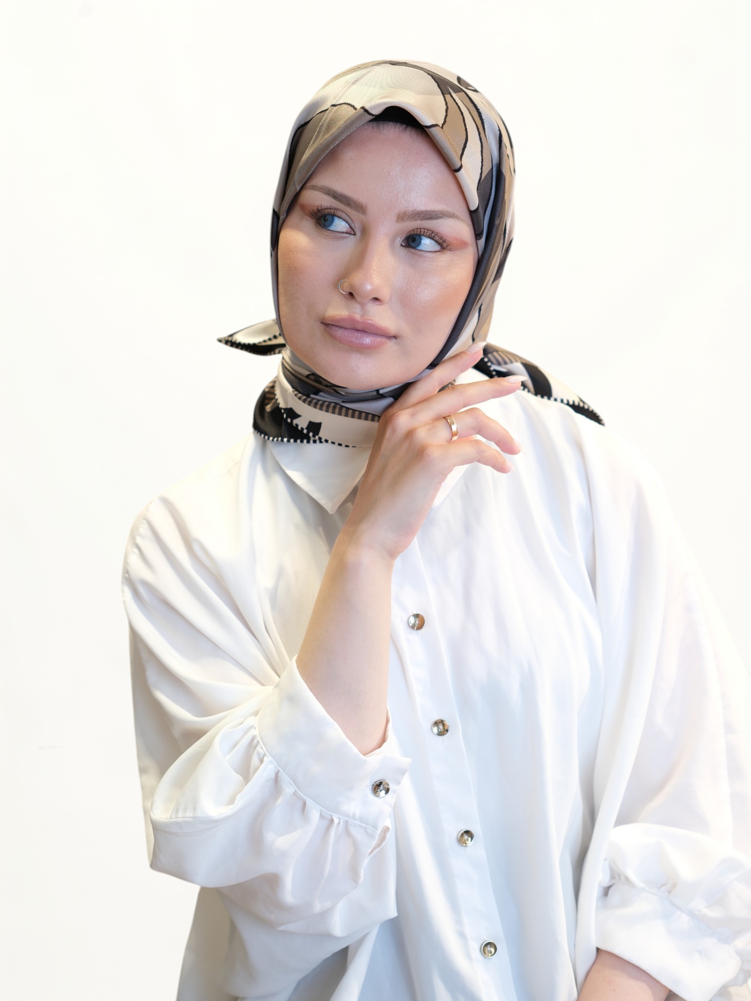 Sisley Twill İpek Eşarp 416398 - Görsel 5