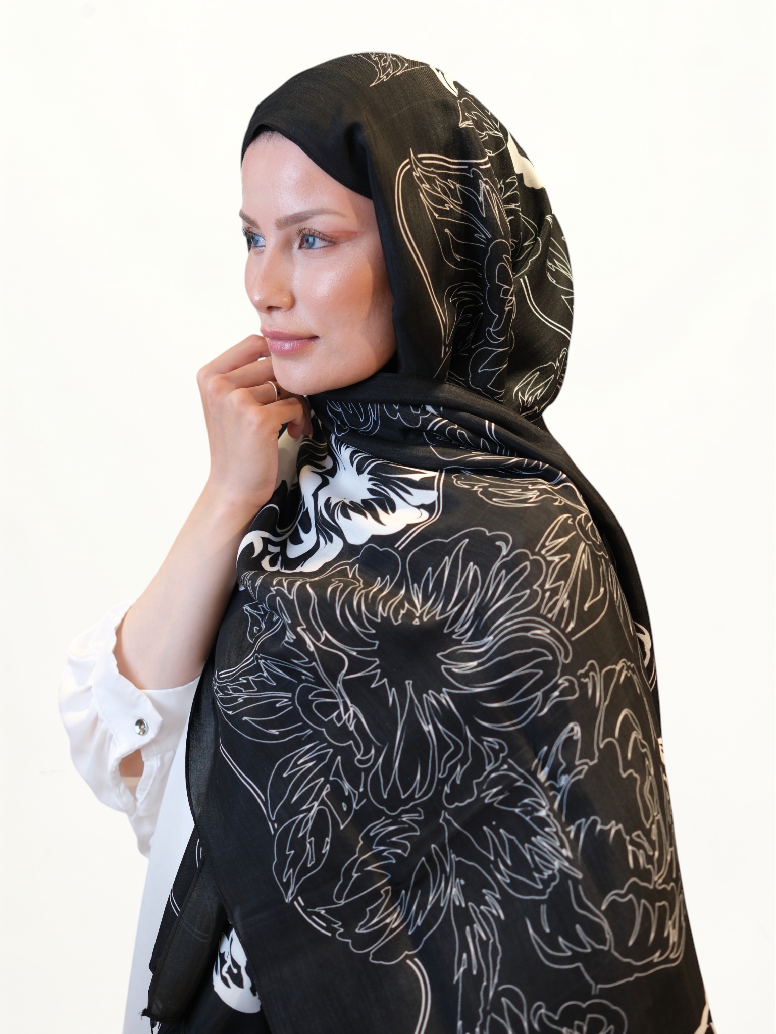 Sisley Elisa Şal 415963 - Görsel 3