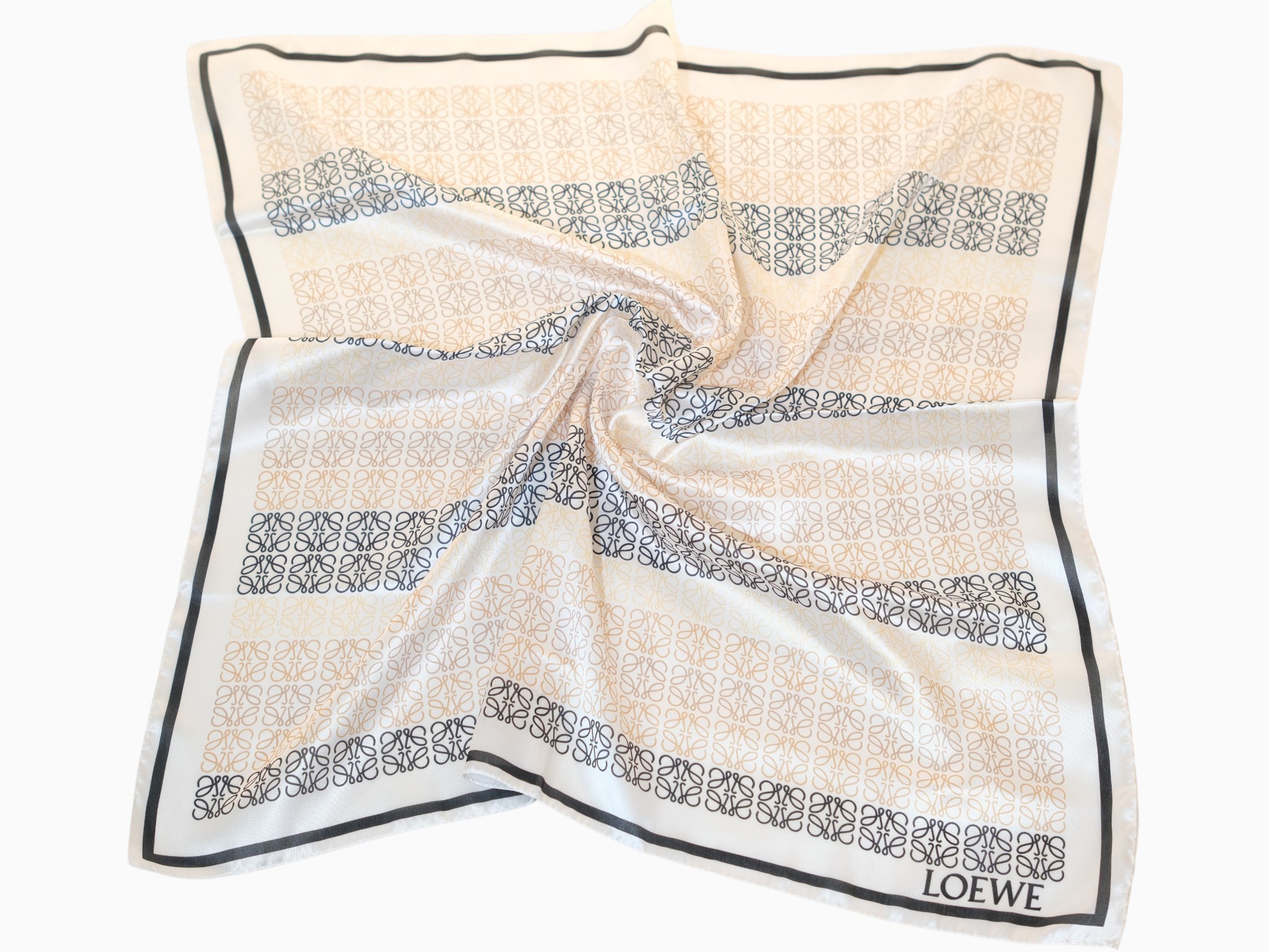 İthal Desenli Saten Fular/Bandana 70*70 - Görsel 2