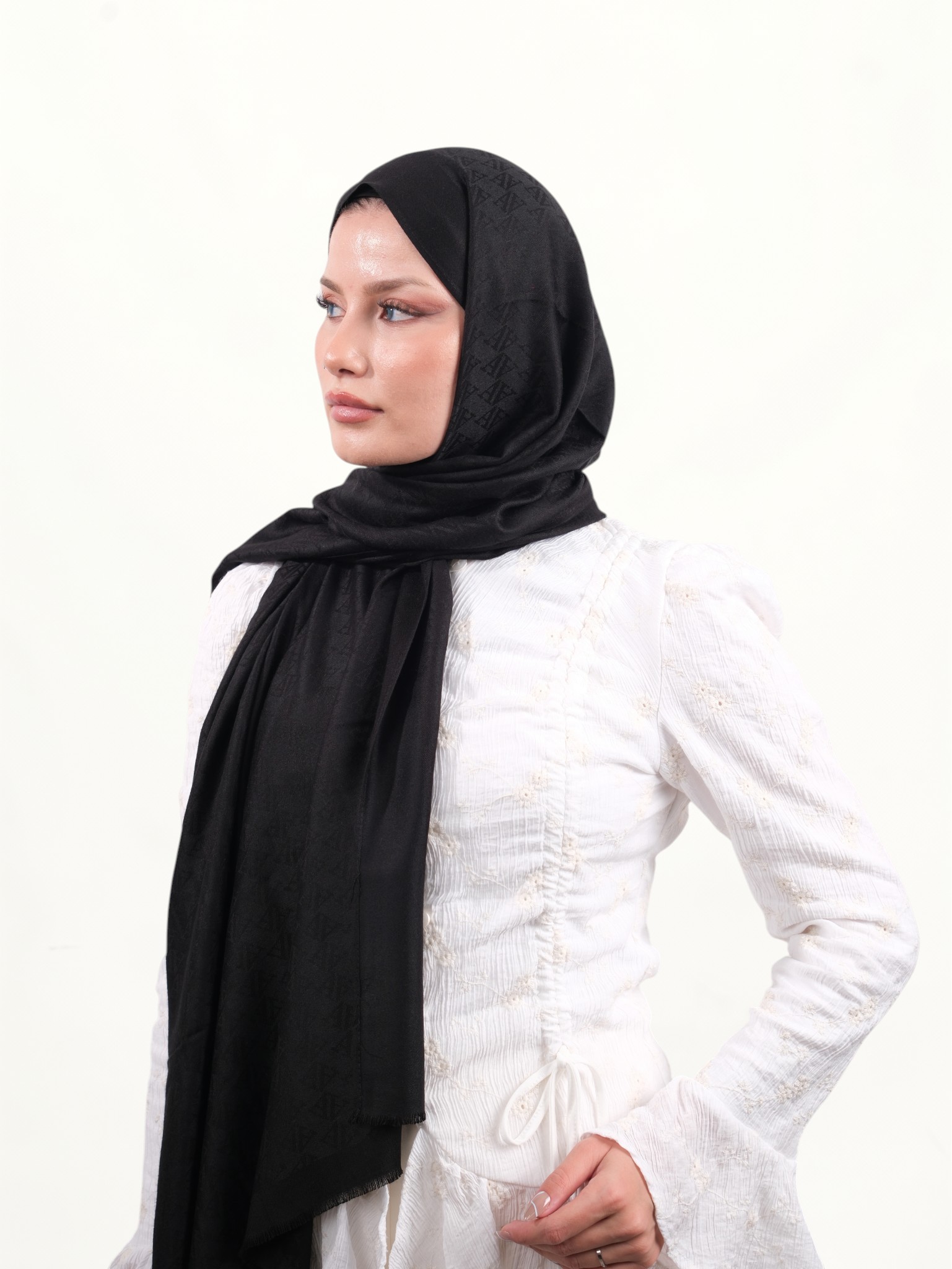 Armine Viskon Şal Siyah-00 - Görsel 4
