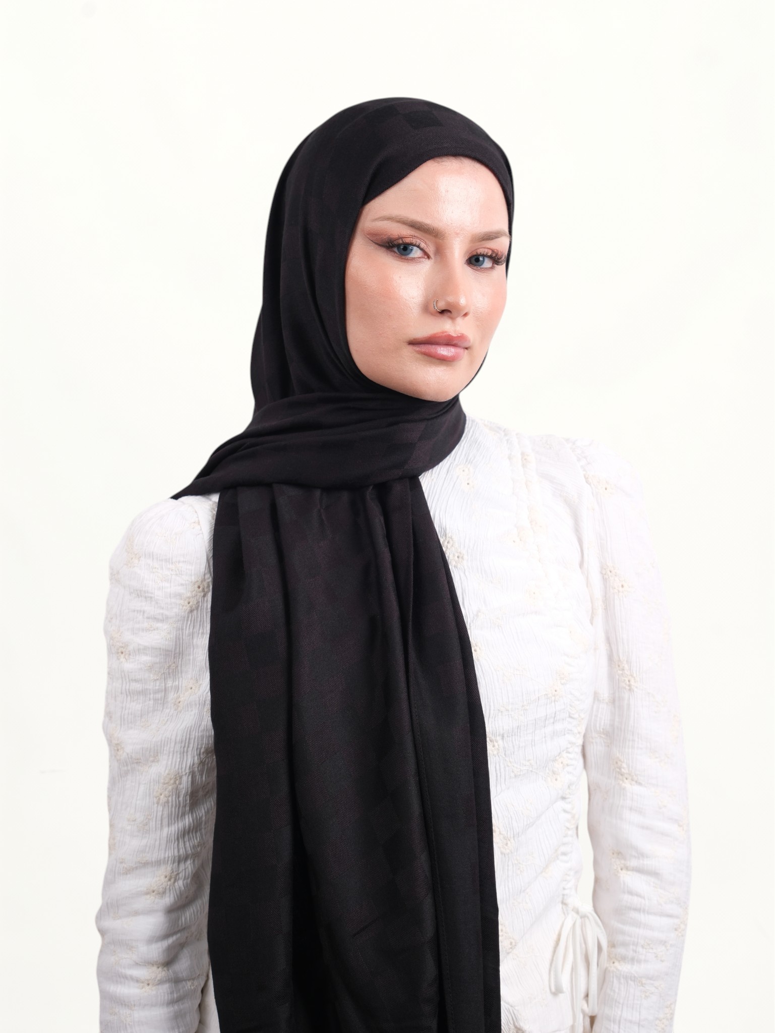Armine Viskon Şal Siyah-01 - Görsel 4