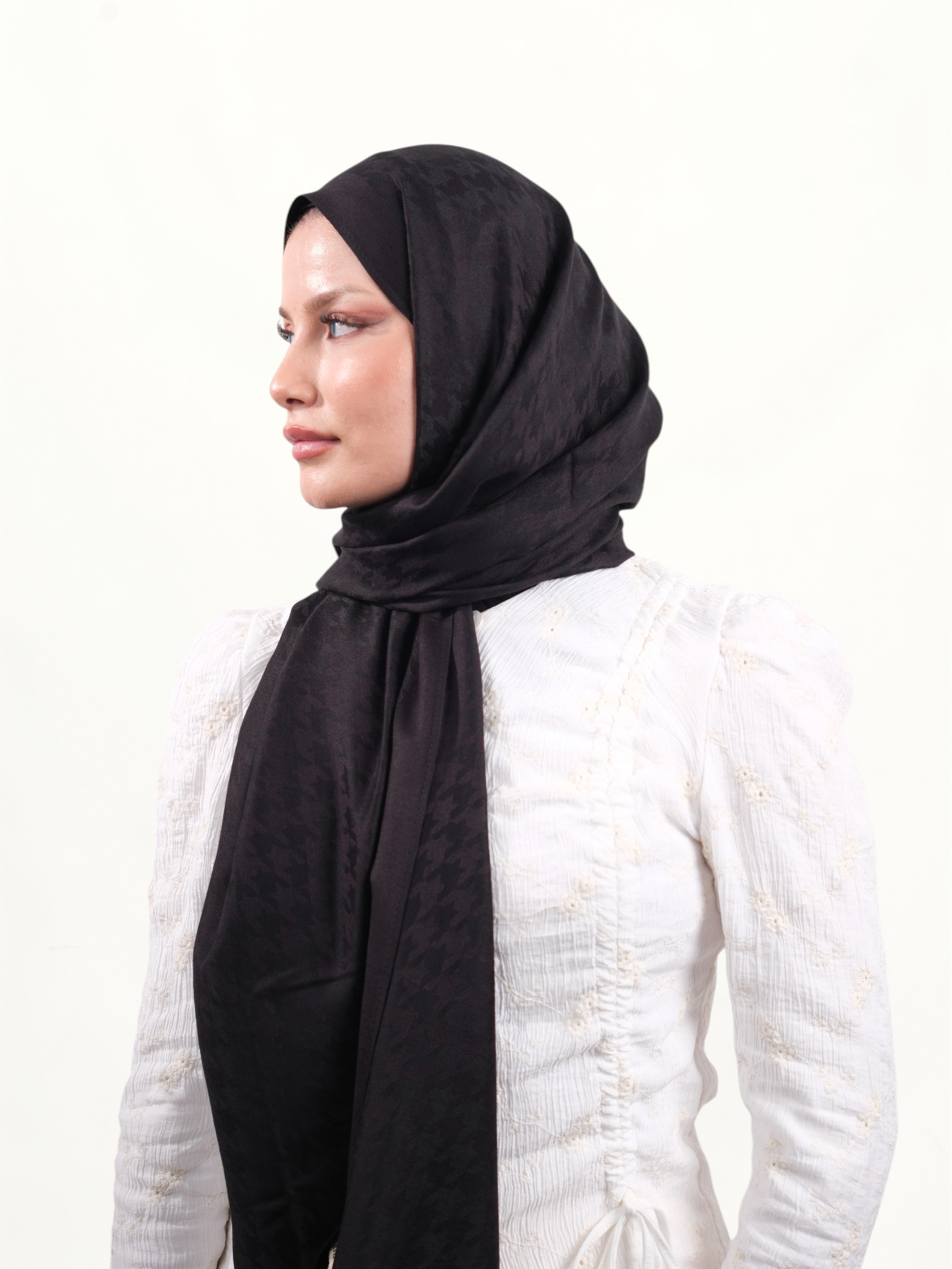 Armine Viskon Şal Siyah-004 - Görsel 4